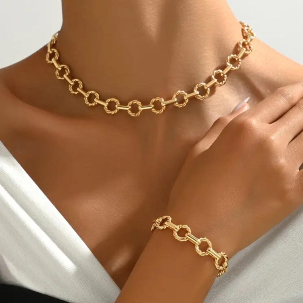 Elegant Gold Chain Necklace and Bracelet Set